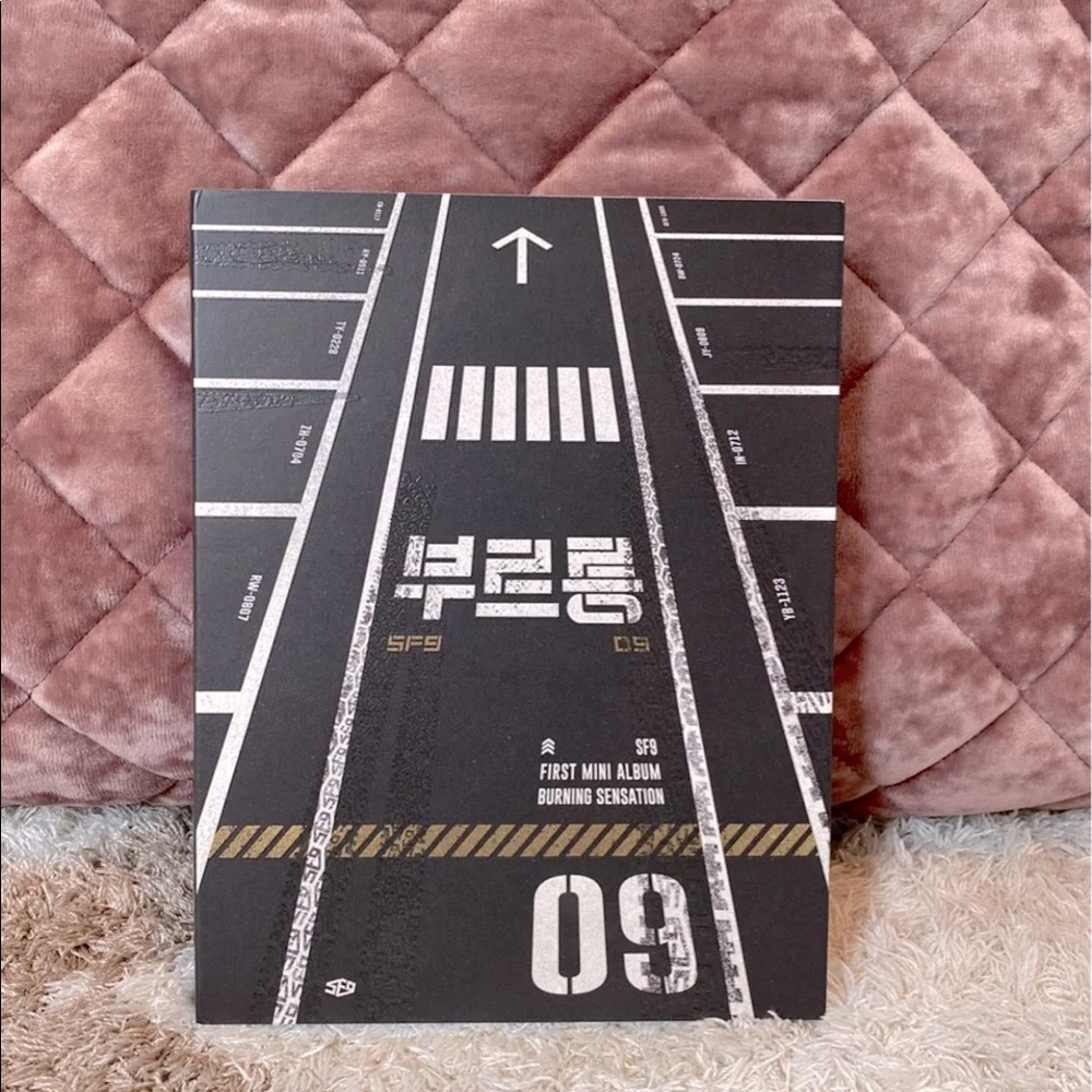 SOLD!!   Kpop SF9 Burning Sensation Album